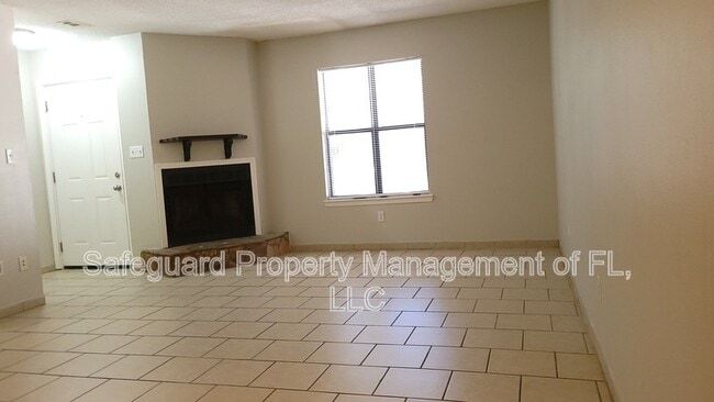 Foto del edificio - 6332 W Fairfield Dr