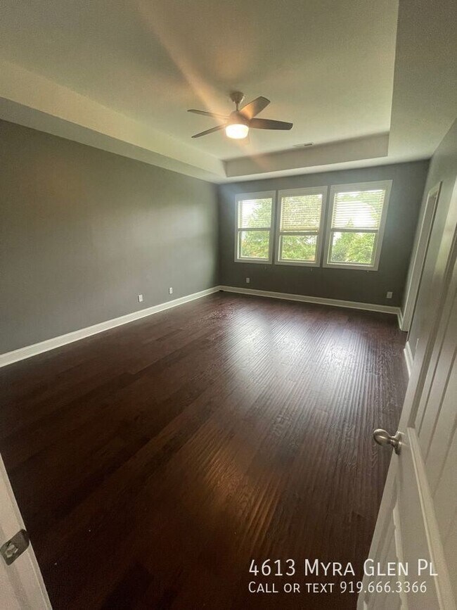Foto del edificio - 4613 Myra Glen Pl