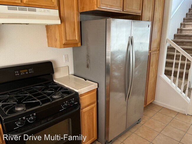 Building Photo - 4 br, 3 bath House - 317 Bale Mill Road