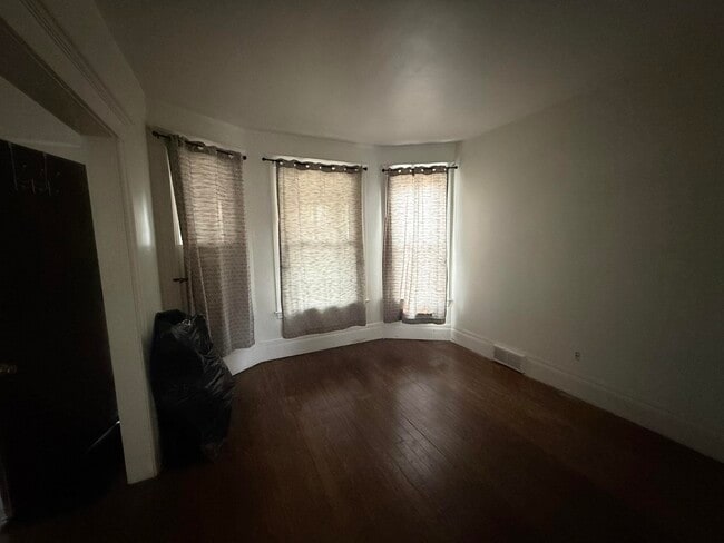 Foto del edificio - 3788 Burns Ave