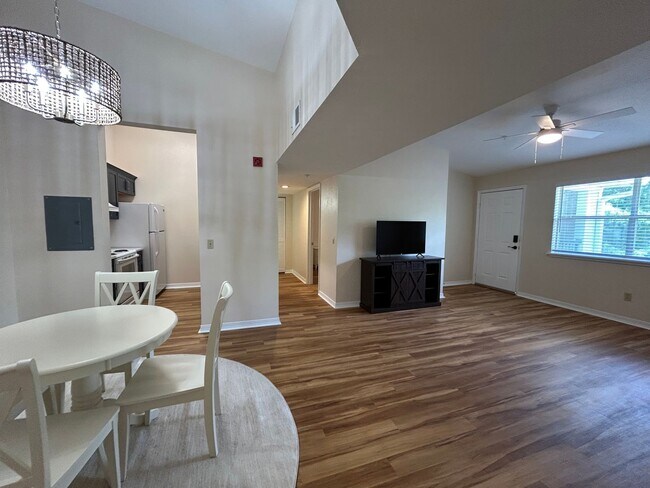 Foto del edificio - 2360 SW Archer Rd