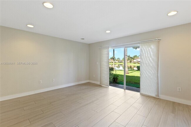 Foto del edificio - 3126 SW 128th Ave