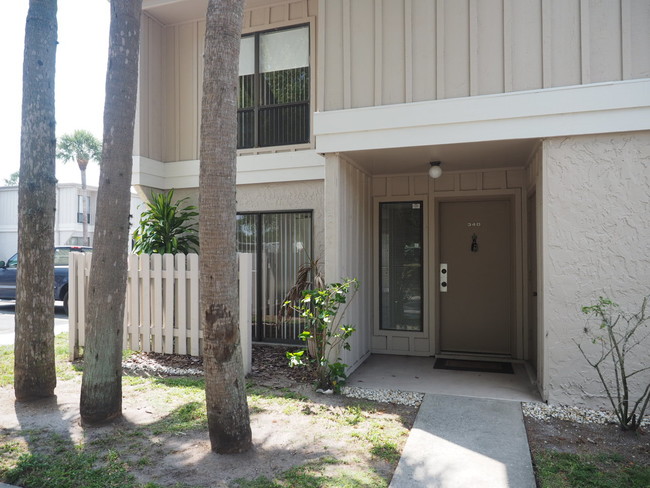 Building Photo - 4001 S Beneva Rd