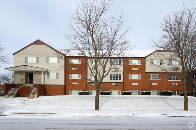 Building Photo - 917 Edgebrook Dr