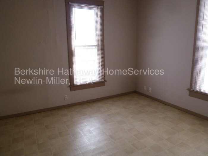 Primary Photo - 1002 N 14th St