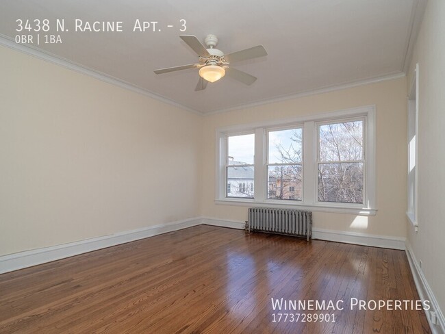 Foto del edificio - 3438 N Racine Ave