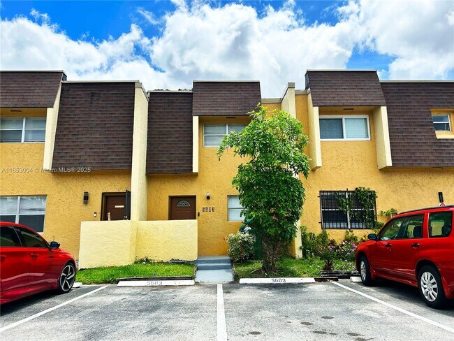 Foto del edificio - 5603 Blueberry Ct
