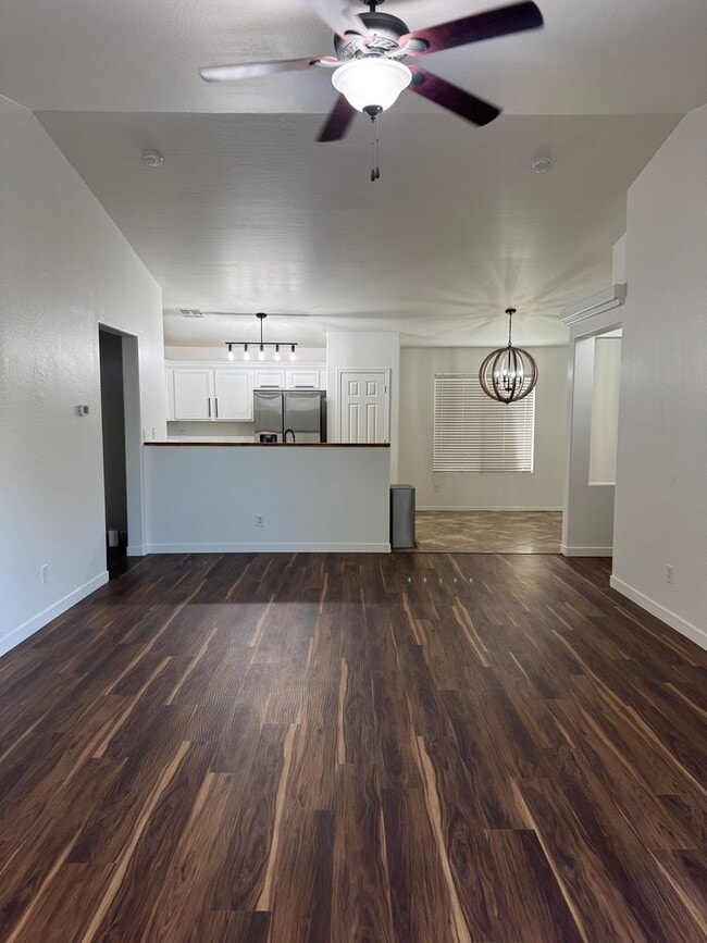 Building Photo - SOLAR HOME IN OASIS AT MAGIC RANCH