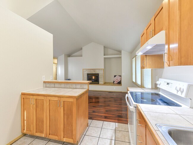 Foto del edificio - Application Pending - Beautiful One Level ...