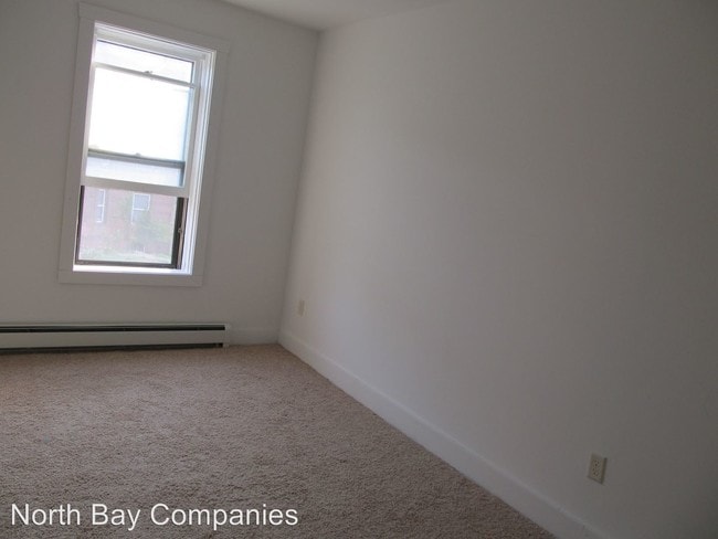 Building Photo - 807 N 4th St