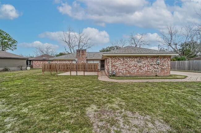 Foto del edificio - 1111 Pecan Cir