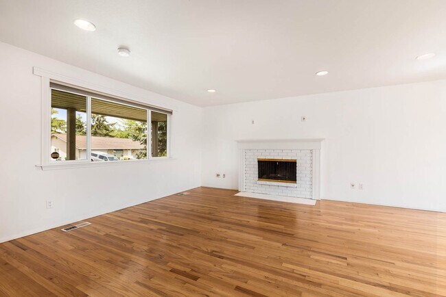 Foto del edificio - 16554 119th Ave SE