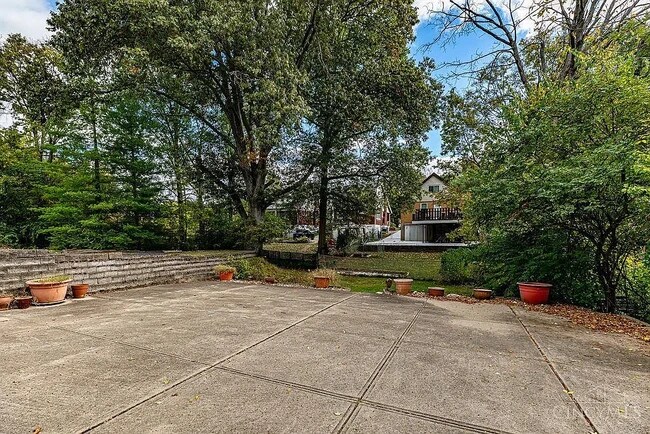 Foto del edificio - 1054 Rutledge Ave