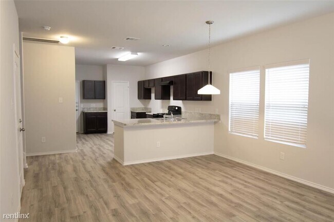 Building Photo - 4 br, 2.5 bath House - 18610 Queesborough ...