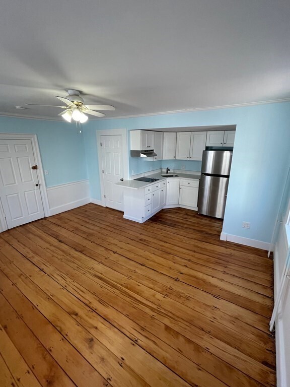 Building Photo - 9 State St