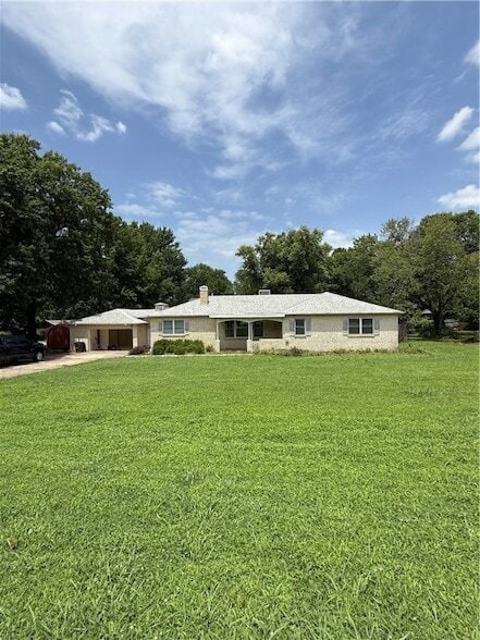 Photo - 1918 W Wedington Dr House