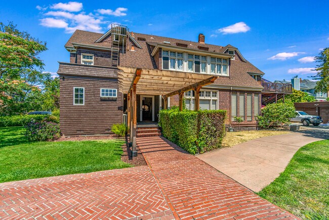 Foto del edificio - 1236 Sherman St