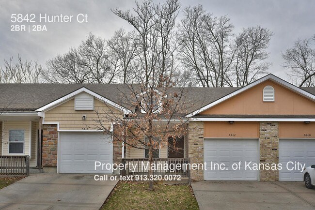 Foto del edificio - 5842 Hunter Ct