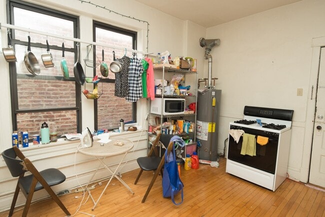 Foto del edificio - 1722 W Fletcher St