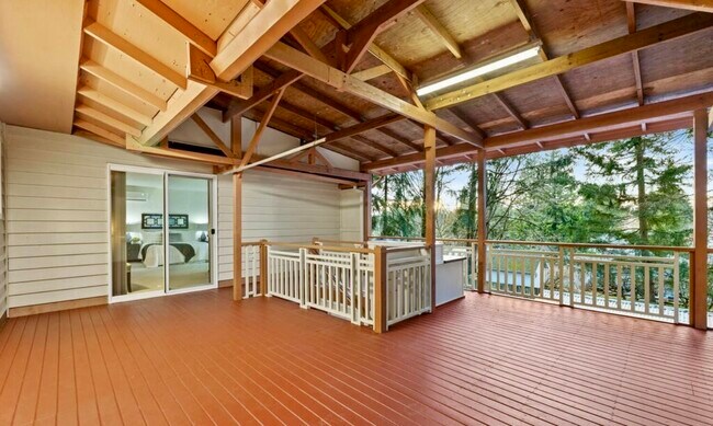 Foto del edificio - 14339 22nd Ave NE