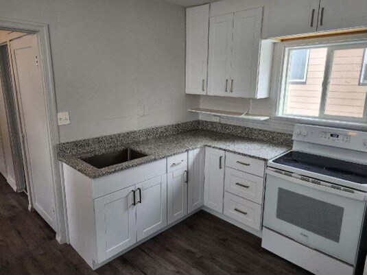 Primary Photo - 1213 W Pine St