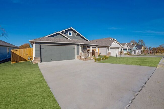 Building Photo - Brand New 4/2/2 in The Heights neighborhood