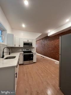 Building Photo - 3628 N Sydenham St