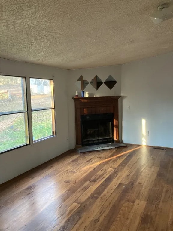 Foto del edificio - 3 Bedroom 2 Bathroom