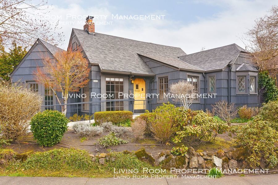 Primary Photo - 3885 NE Alameda St