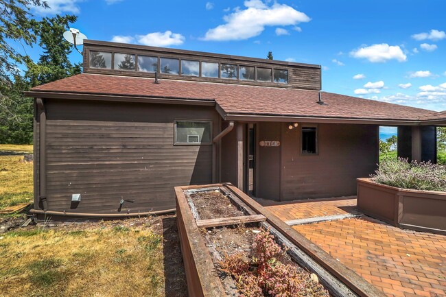 Foto del edificio - 2466 E Matsen Ln
