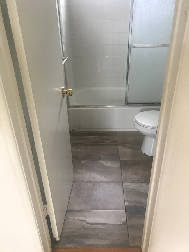 Bathroom - 3005 Greely Ave