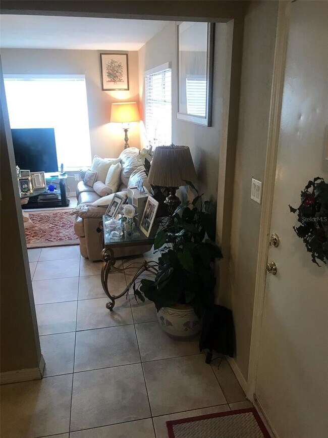 Foto del edificio - Cozy 4 bedroom end unit | Pet friendly!! | Central Sarasota near downtown and beaches