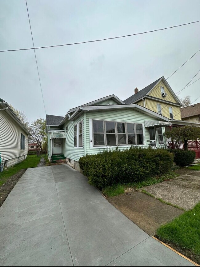 Foto del edificio - 3106 Marvin Ave