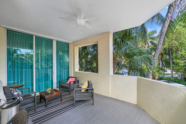 Building Photo - 500 SE Mizner Blvd