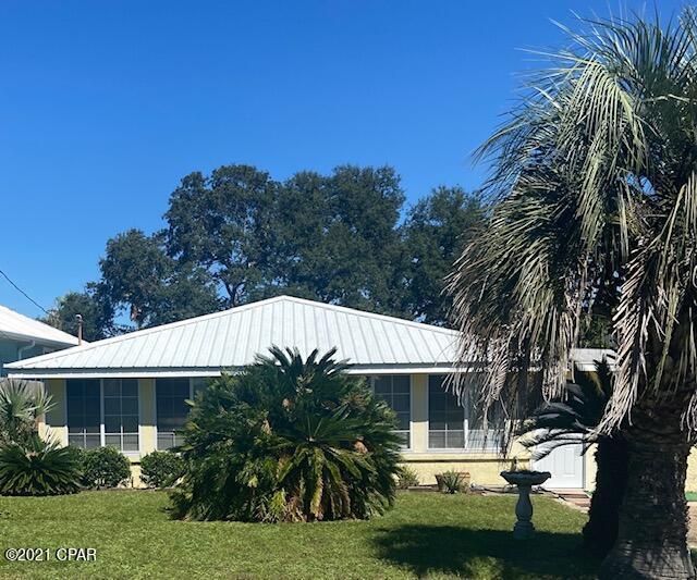 Building Photo - 21522 Dolphin Ave
