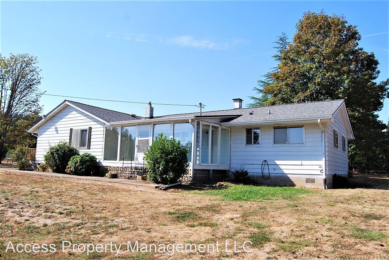Primary Photo - 3 br, 2 bath House - 22175 NE Hidden Sprin...