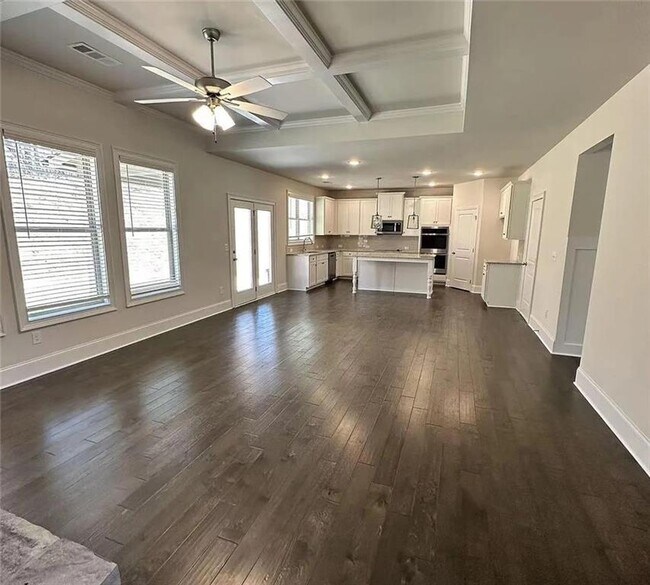 Building Photo - 1850 Silver Crst Wy