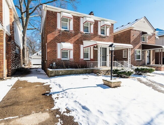 Building Photo - Single family home ready for rent!