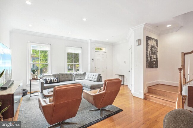 Foto del edificio - 417 Euille St