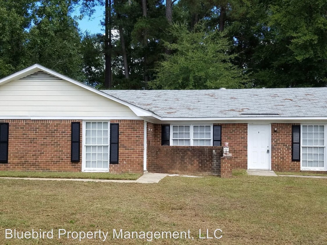 Primary Photo - 2 br, 1 bath House - 2205 Apple Valley Road B