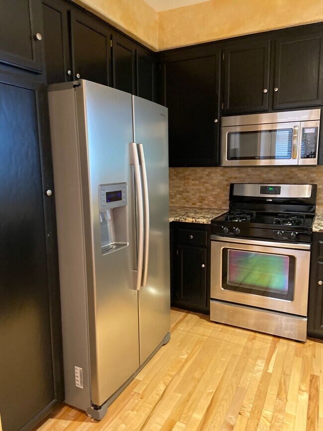 Building Photo - Beautiful Home in McNear Landing, 3 Bedroo...