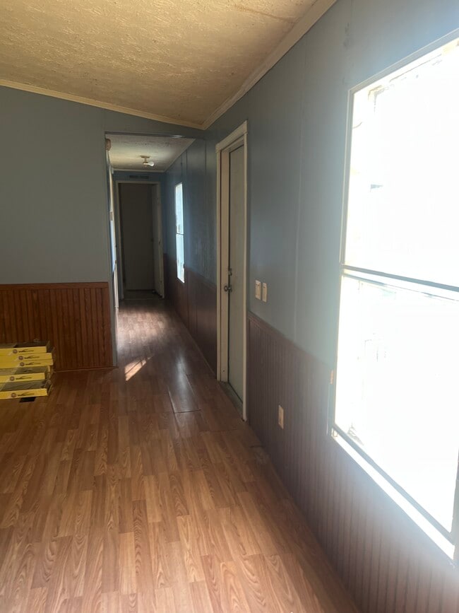 Building Photo - 235 Button Wood Ln