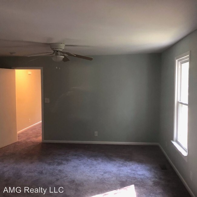 Building Photo - 1 br, 1 bath Apartment - 202 Nelson Street