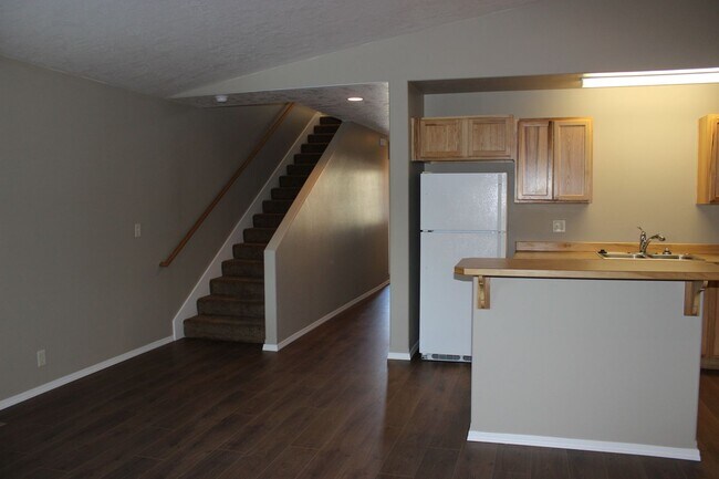 Building Photo - 16671 Shaw Pine Ct