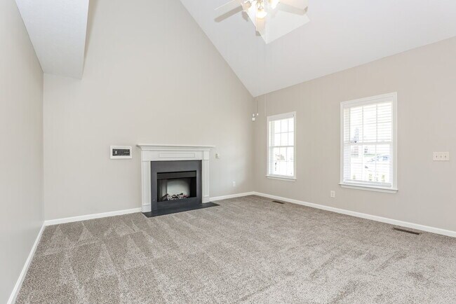 Building Photo - 5101 Mountain Breeze Ct