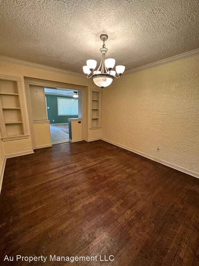 Building Photo - 3 br, 2 bath House - 1705 S. Jackson