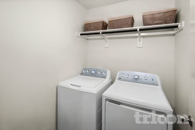 Interior Photo - Tricon Willow Creek