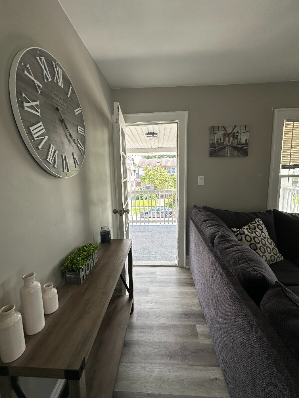 Foto del edificio - 1278 W 106th St
