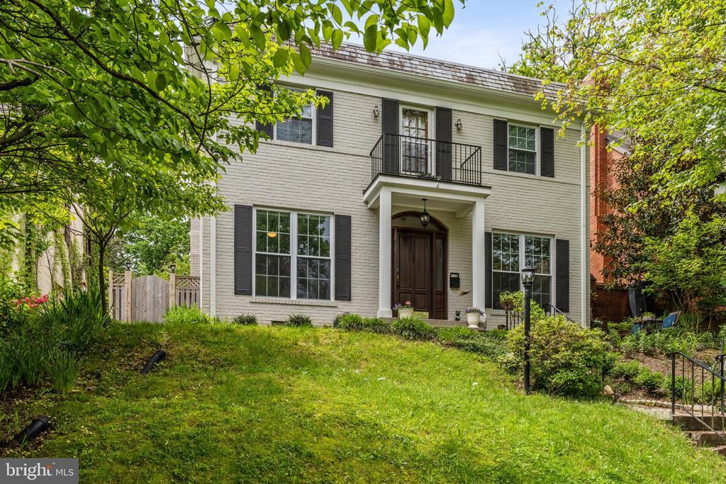 Primary Photo - 3008 Tennyson St NW