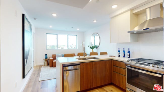 Foto del edificio - 1143 Glenville Dr